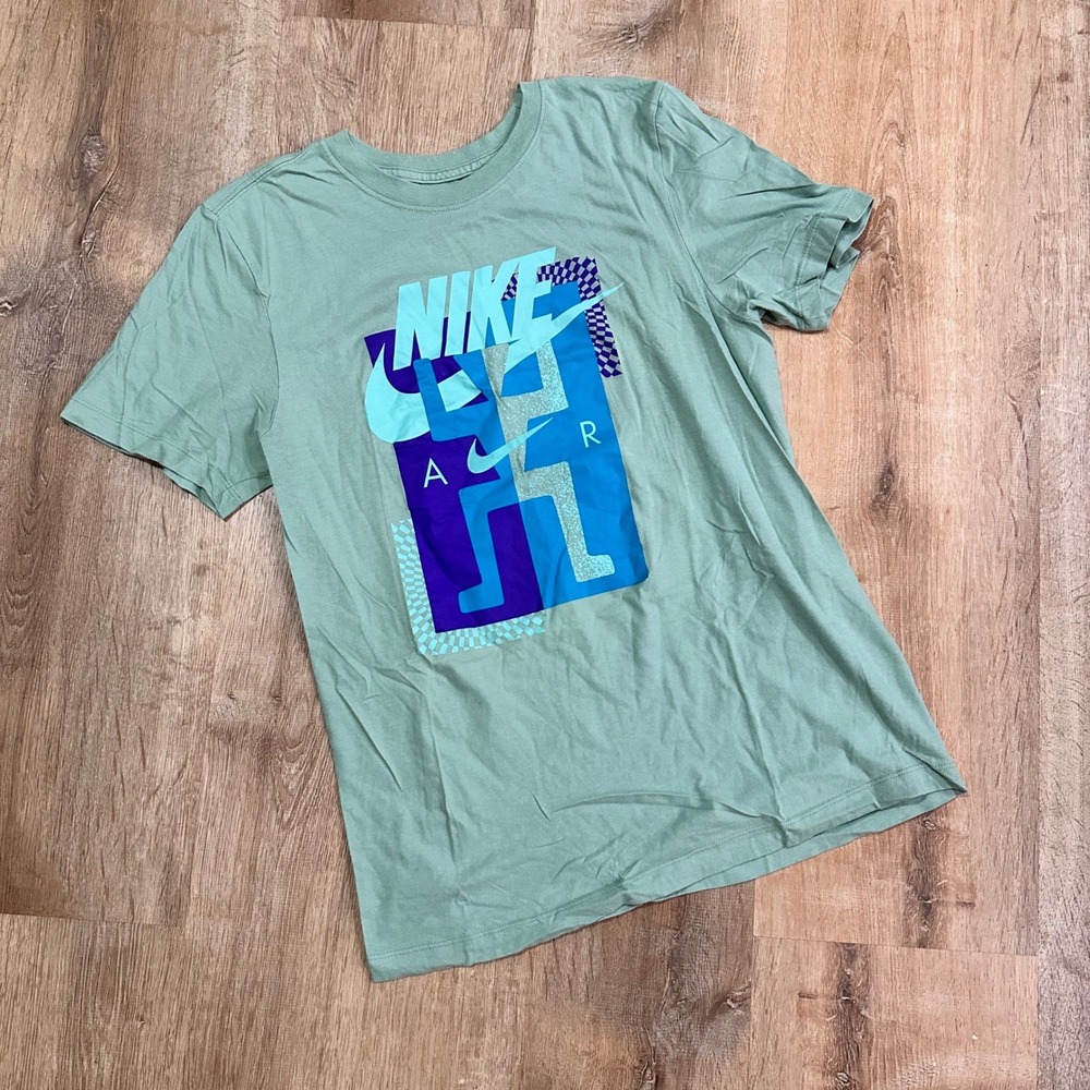 NIKE | Men's Green Nike Air Rare Tribal Aboriginal Jumpman T-Shirt,‎ Size S